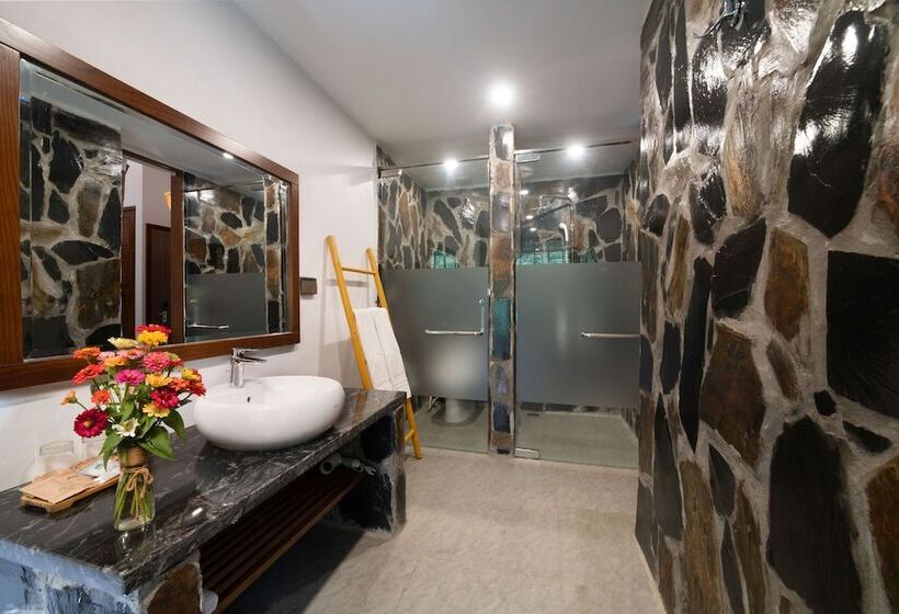 بانگلوی لوکس, Mai Chau Mountain View Resort