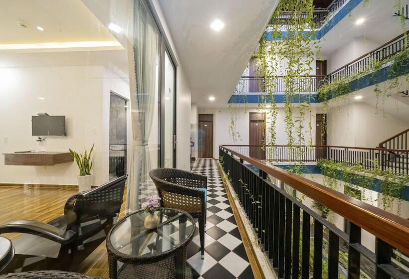 اتاق لوکس با چشمانداز استخر, The Nam An Villa Hoi An