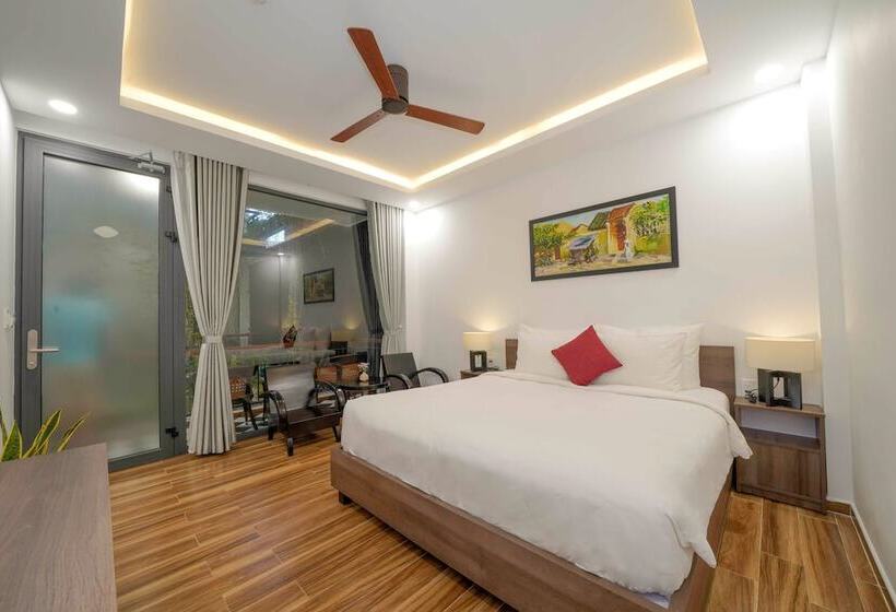اتاق لوکس با چشمانداز استخر, The Nam An Villa Hoi An