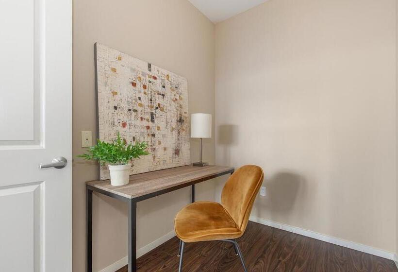 شقة غرفتين, Kasa Bellevue Seattle