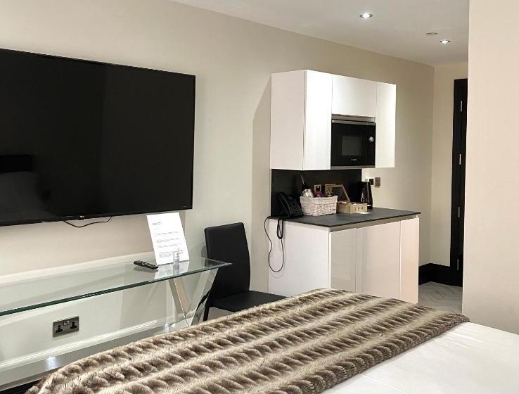 חדר סטנדרט עם מיטת קינג, 21