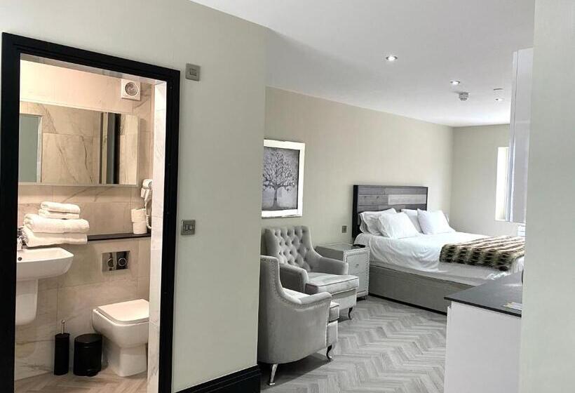 חדר סופריור עם מיטת קינג, 21