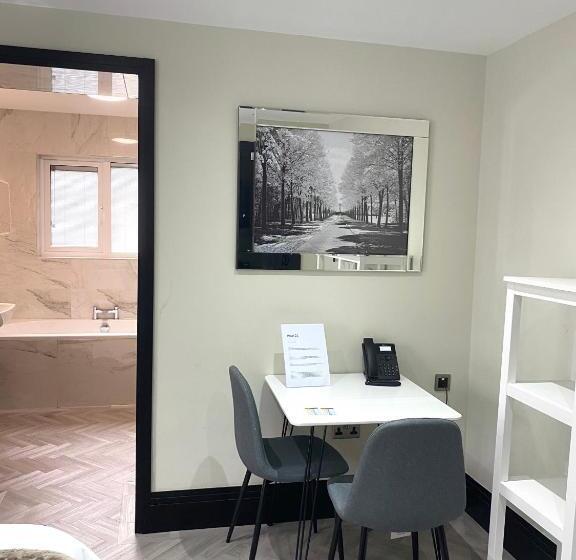 דירה בת חדר שינה 1 עם מרפסת, 21