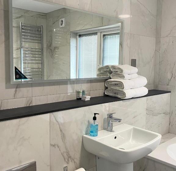 דירה בת חדר שינה 1 עם מרפסת, 21