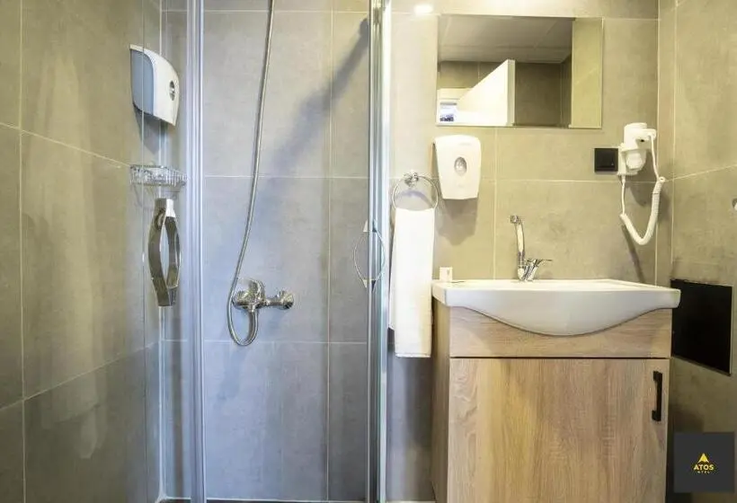 اتاق استاندارد با چشم‌انداز دریاچه, Atos Otel