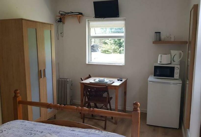 Номер Стандарт, Ottleys Guest House