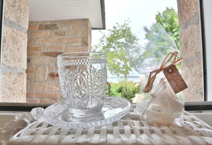 스탠다드 룸, Rêves De Bord De Mer