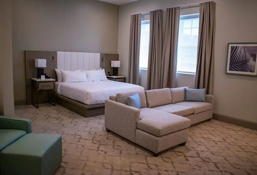 سوئیت برای معلولان, Grand Centennial Hotel At Centennial Plaza   Gulfport