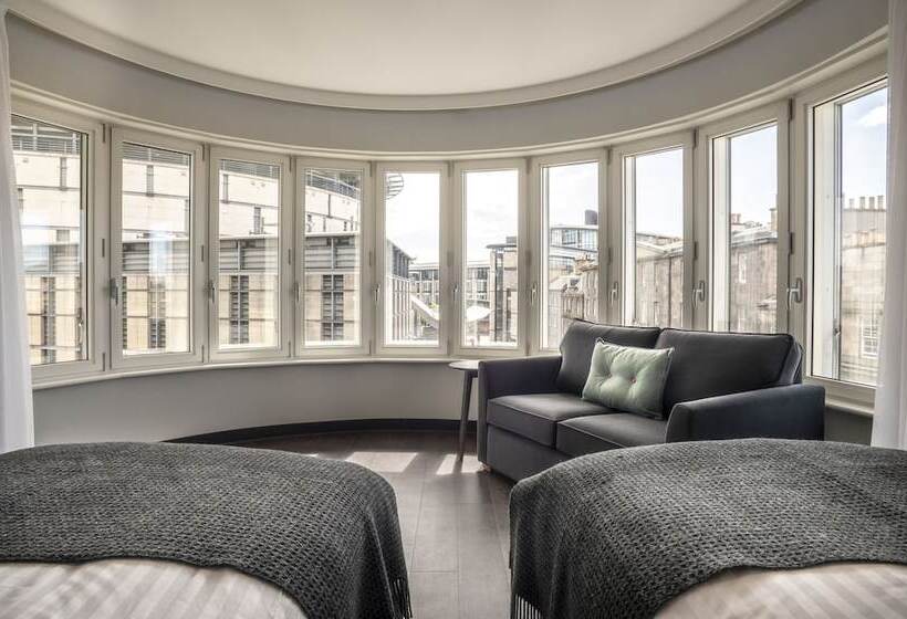 Номер Стандарт, Point A Hotel Edinburgh Haymarket