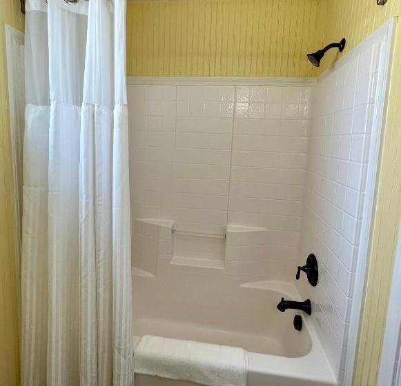 سوئیت با تخت بزرگ, Seashell Village Resort Near The Beach With Kitchens