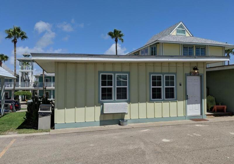 سوئیت با تخت بزرگ, Seashell Village Resort Near The Beach With Kitchens