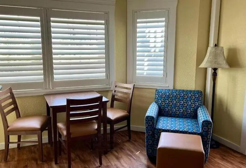 スイート, Seashell Village Resort Near The Beach With Kitchens
