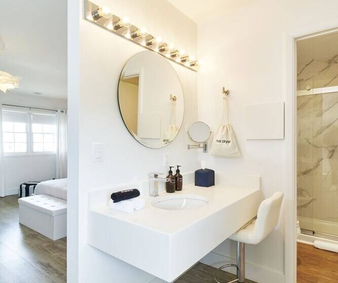 غرفة قياسية سرير كينج, The Sunset Montauk