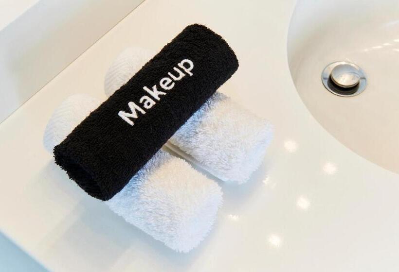 غرفة قياسية سرير كينج, The Sunset Montauk