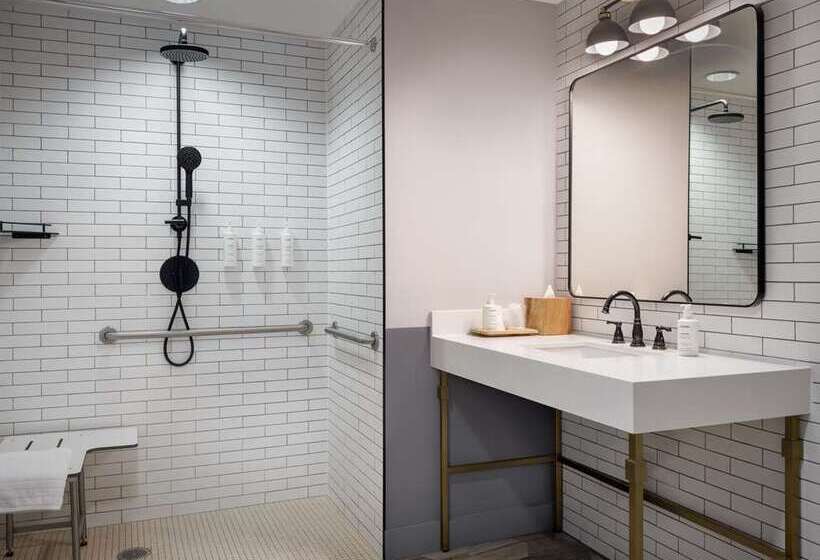 キングサイズベッドのスタンダードルーム, The Axis Moline Hotel, Tapestry Collection By Hilton