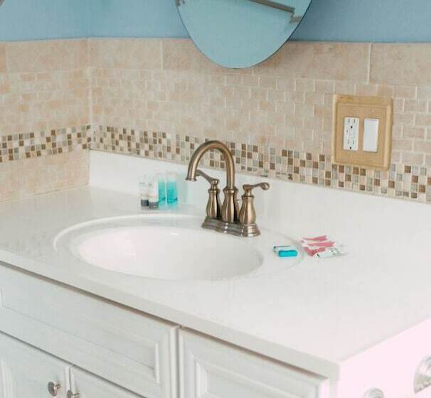 스탠다드 룸 킹사이즈 침대, Atlantic Motel