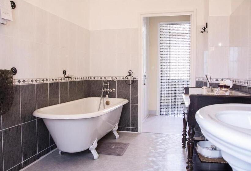 Номер Стандарт Вид на Сад, Les Terres Basses