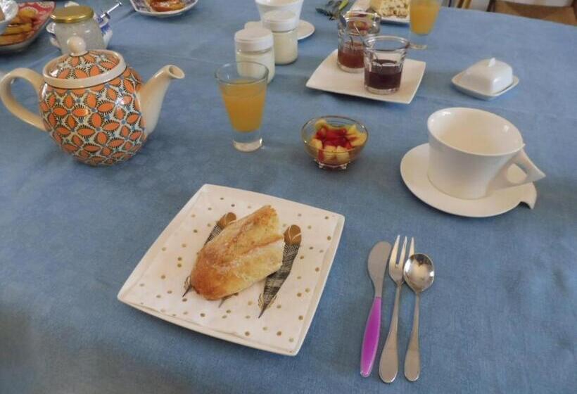 Номер Deluxe, Les Terres Basses