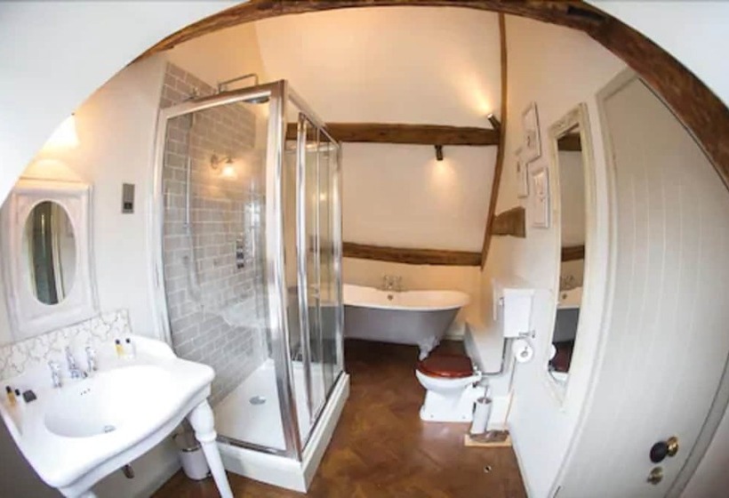 디럭스 룸, The Porch House