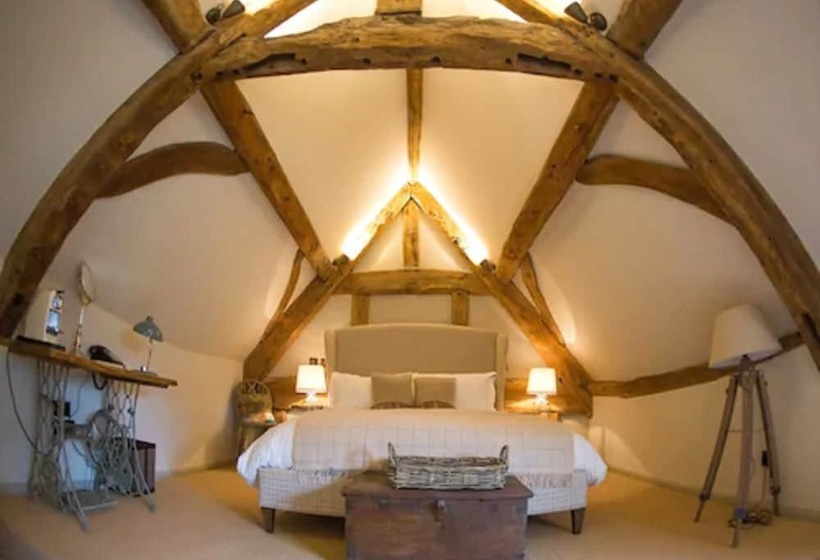 스위트, The Porch House