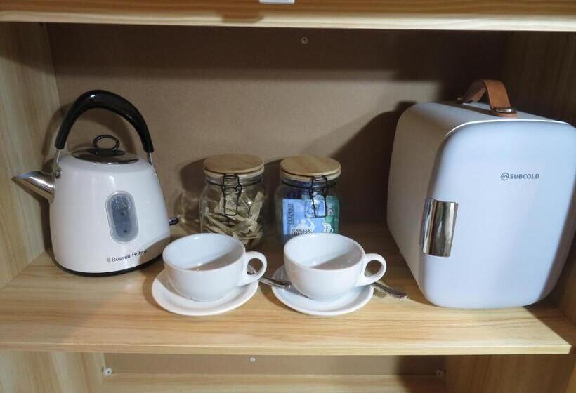 غرفة سوبيريور سرير كينج, The Royal