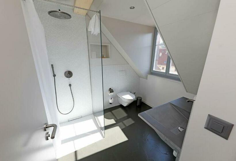 غرفة ديلوكس, Fleur De Lis