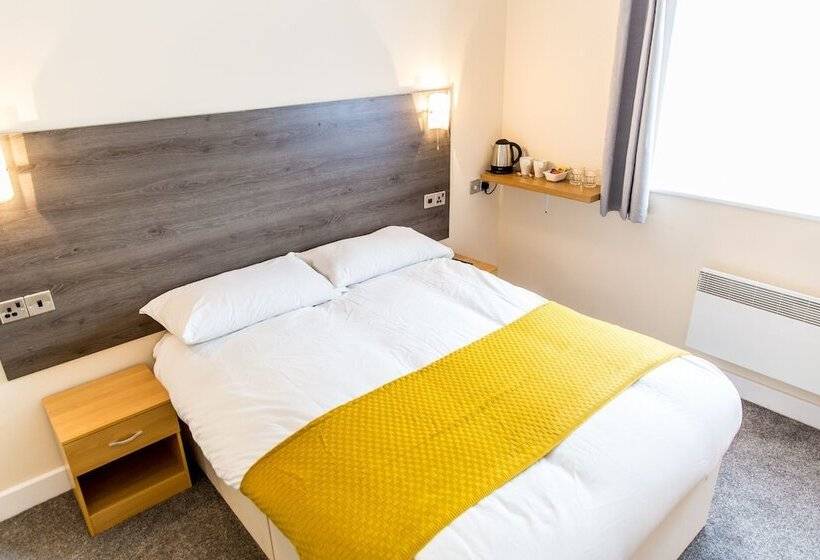 غرفة قياسية, Halfway