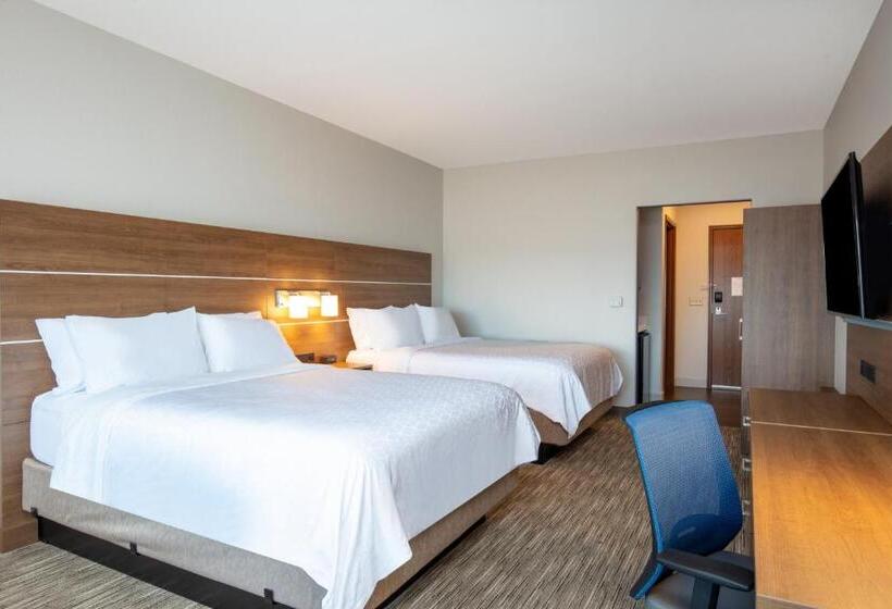 스위트, Holiday Inn Express & Suites Beloit, An Ihg