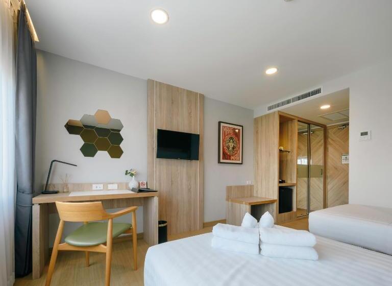 高级大房间, Prime Square