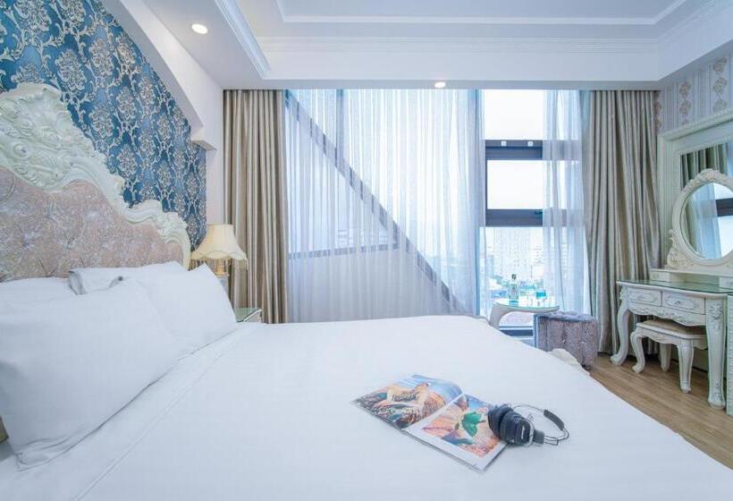 اتاق لوکس با تخت بزرگ, Royal Beach Hotel By Thg