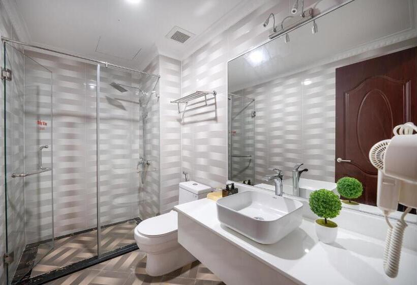 اتاق استاندارد سه نفره, Royal Beach Hotel By Thg