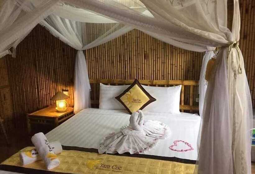 اتاق استاندارد سه نفره, Tam Coc Wonderland Bungalow