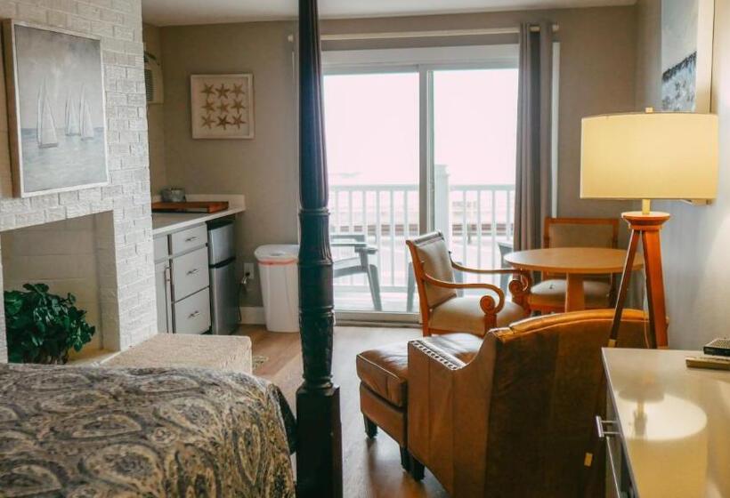Номер Deluxe Кровать Кинг, Atlantic Motel