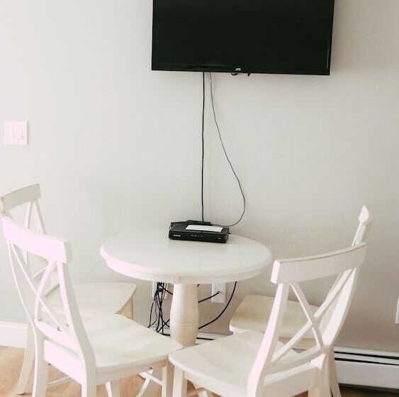 스탠다드 룸 퀸사이즈 침대, Atlantic Motel