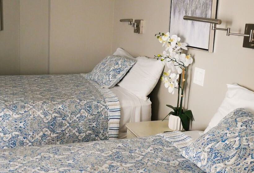 Номер Deluxe с Балконом, Atlantic Motel
