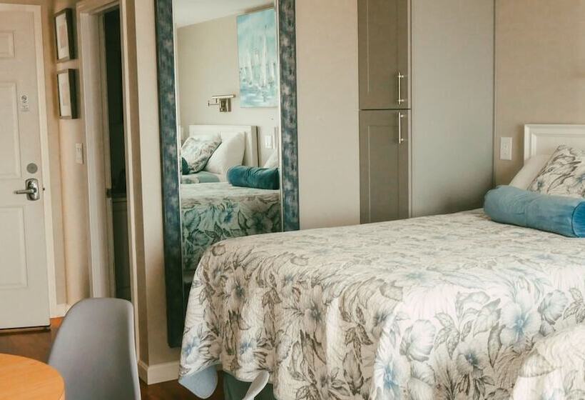اتاق لوکس با چشم‌انداز دریا, Atlantic Motel