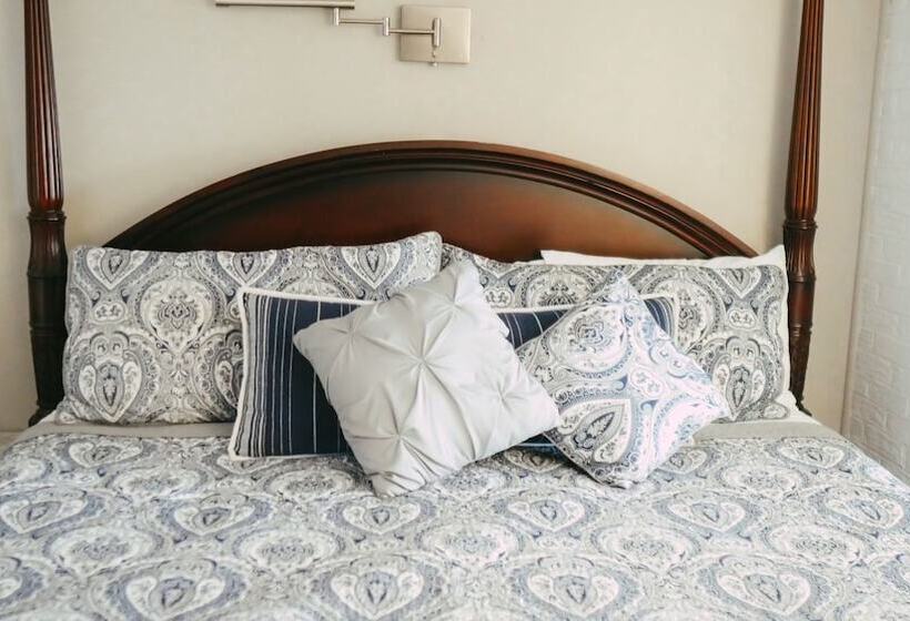 스탠다드 룸 킹사이즈 침대, Atlantic Motel