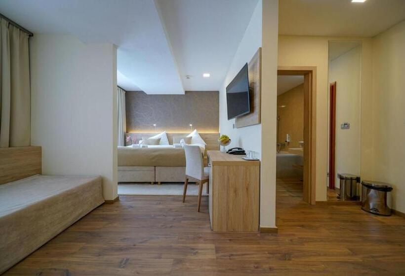 Полулюкс Вид на Горы, Grand Hotel Bellevue