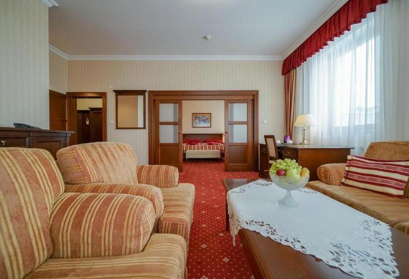 Deluxe люкс с видом, Grand Hotel Bellevue