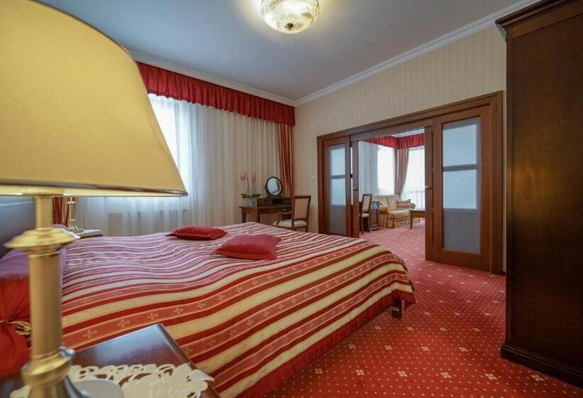 Deluxe люкс с видом, Grand Hotel Bellevue