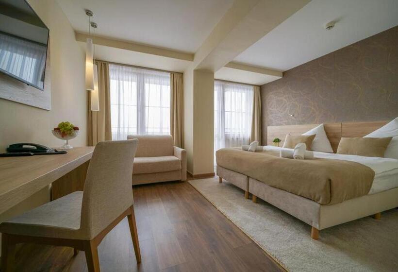 Номер Стандарт, Grand Hotel Bellevue