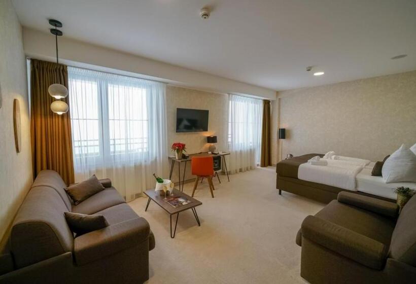 Люкс Вид на Горы, Grand Hotel Bellevue