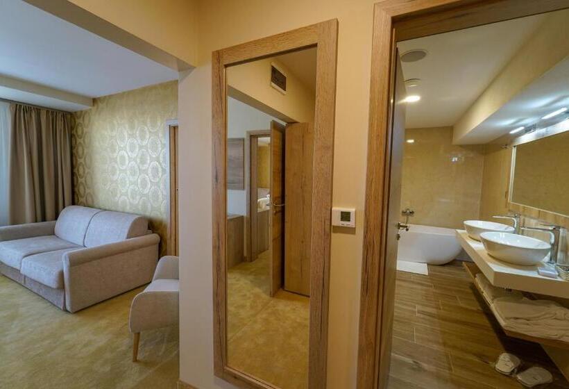 Люкс Вид на Горы, Grand Hotel Bellevue