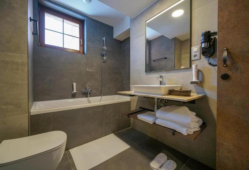 Люкс Вид на Горы, Grand Hotel Bellevue