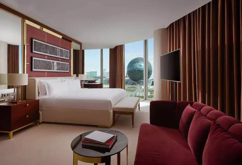 سوئیت پرزیدنت, Hilton Durban