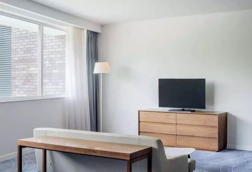 سوئیت پرزیدنت, Hilton Durban