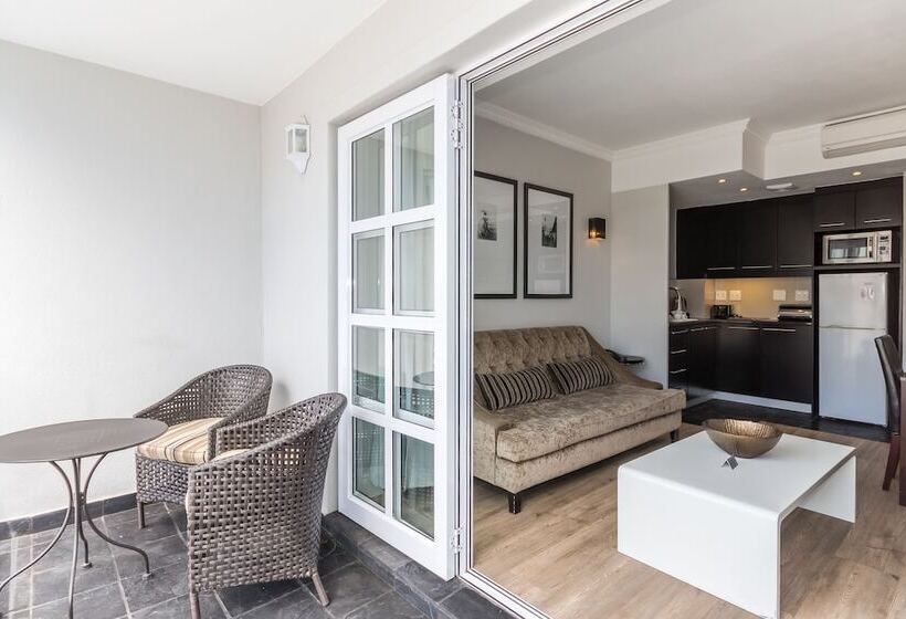 Апартаменты Deluxe 1 Спальня, Romney Park Luxury Apartments