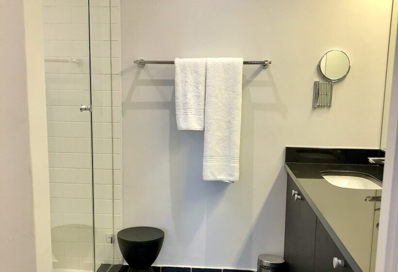 침실 3개 아파트, Romney Park Luxury Apartments