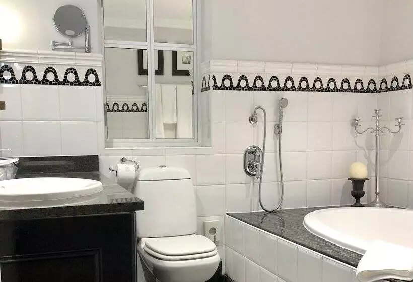 آپارتمان 3 خوابه, Romney Park Luxury Apartments