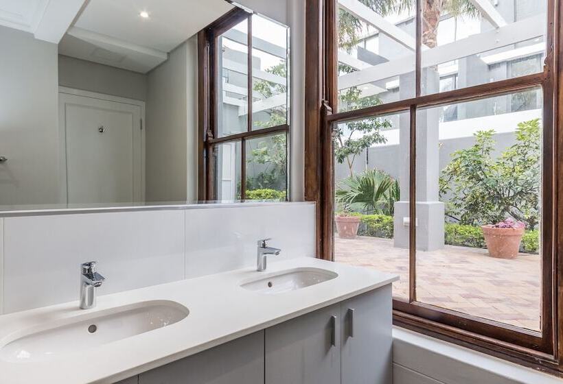 Апартаменты Deluxe 1 Спальня, Romney Park Luxury Apartments